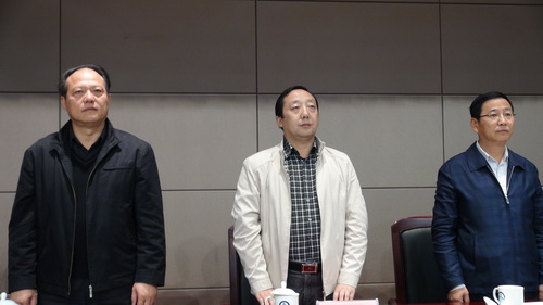 ����ѧ��ϯ�������⽭�������̻�����Ļ